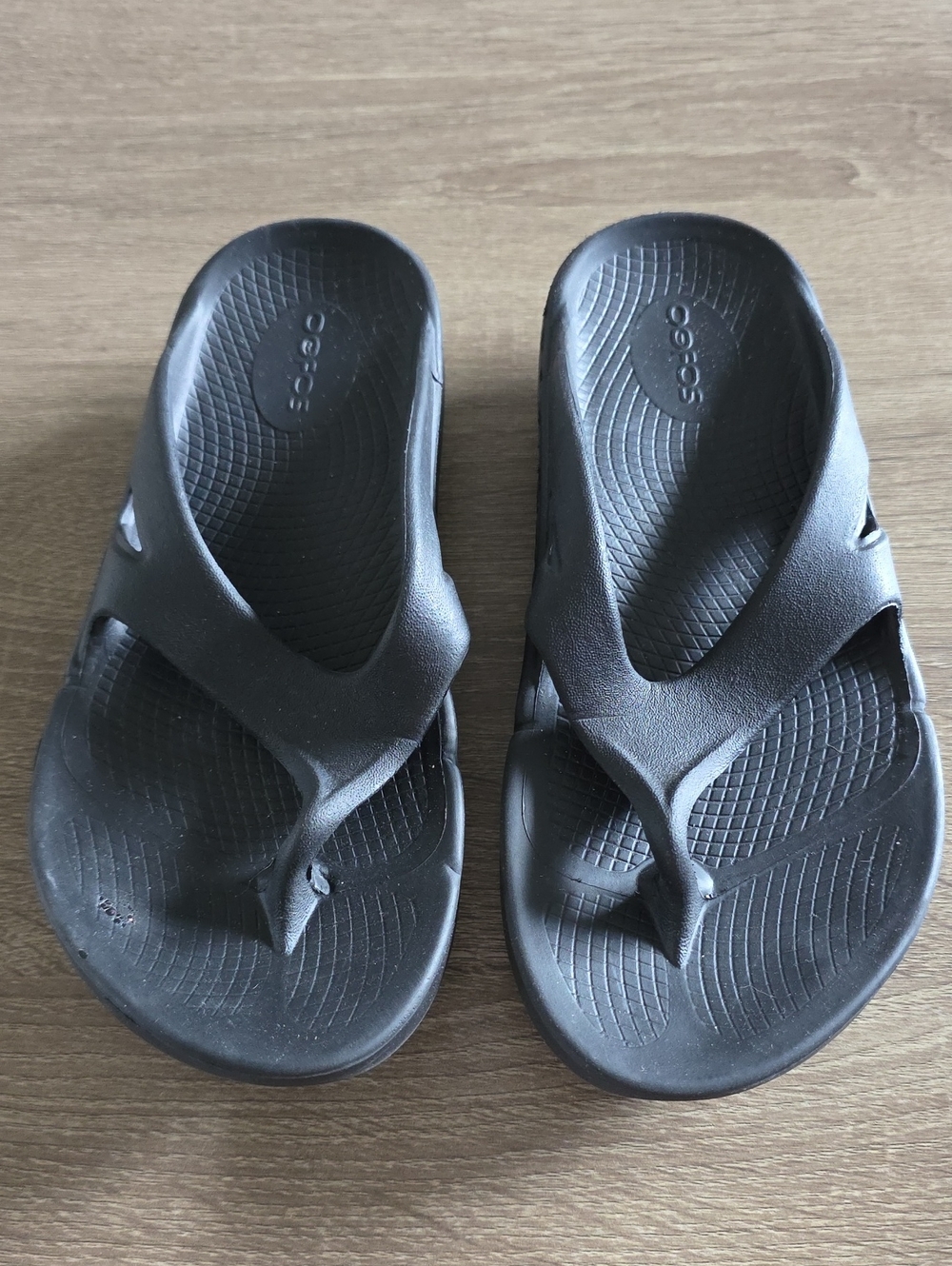 OOFOS Original Thong Sandals Recovery Size 7